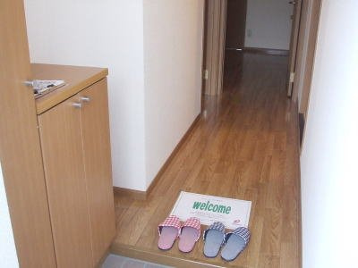 シャルマン桜Ｃの玄関