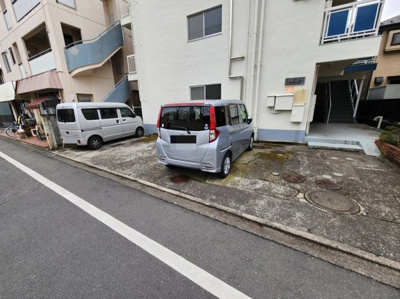 【駐車場】 | 岡本ハイツ