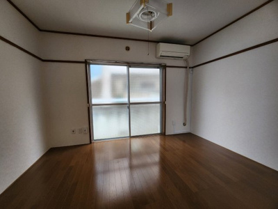 【洋室】 | 岡本ハイツ