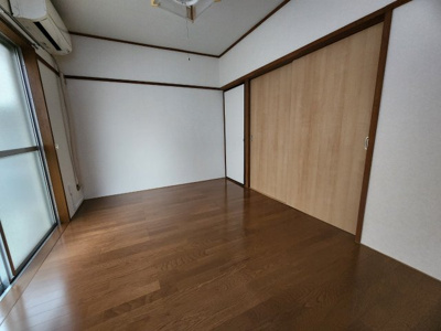 【洋室】 | 岡本ハイツ