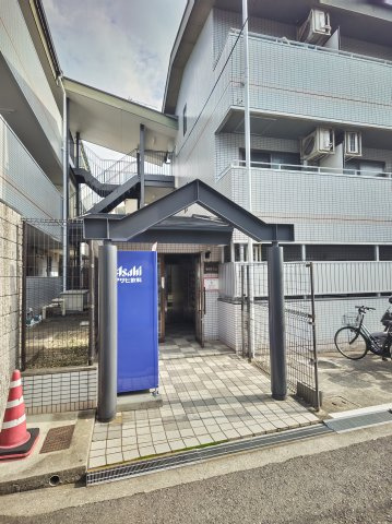 シンプルライフのエントランス