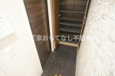 【玄関】 | サンテラス与八杁 | ※写真は別号室