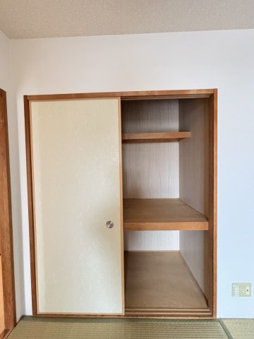 ファムール忍ケ丘の収納