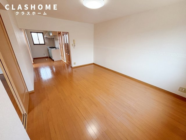 緑風マンション　　刈谷市近郊の賃貸はクラスホームの居間・リビング