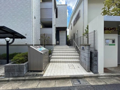 【エントランス】 | クレイノｋｅｙａｋｉⅢ