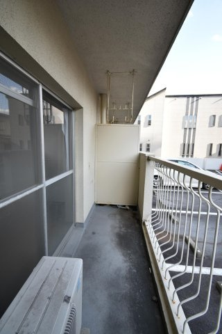 篠山ハイツのバルコニー|※別部屋の写真になります