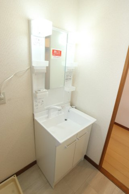 【洗面所】 | 第2まつおかコーポ | 脱衣スペースもあります