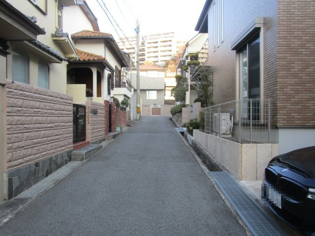 神戸市灘区曾和町１丁目の一棟アパートの周辺