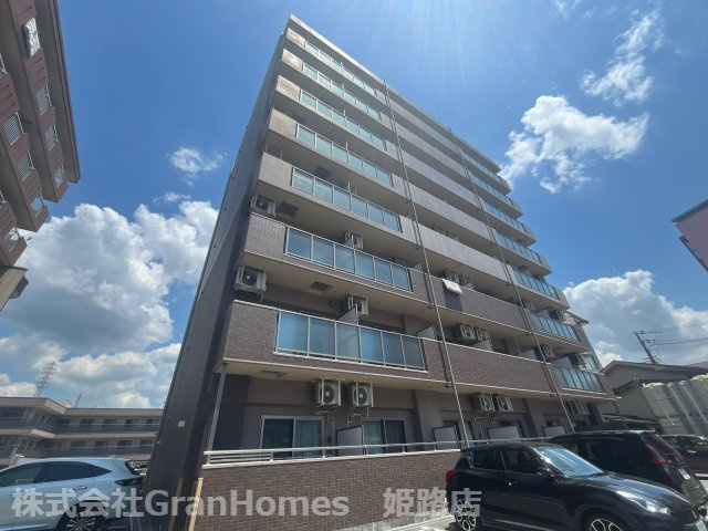 インタービレッジ高岡駅前の外観