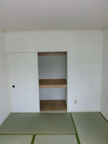 エステート中園の収納