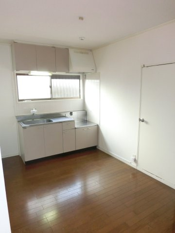 エステート中園の居間・リビング