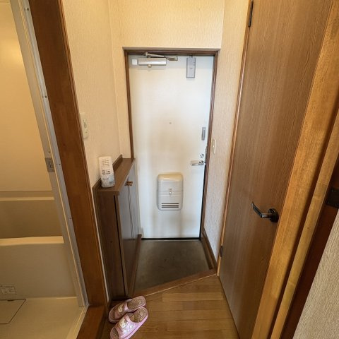グリーンハイツの玄関