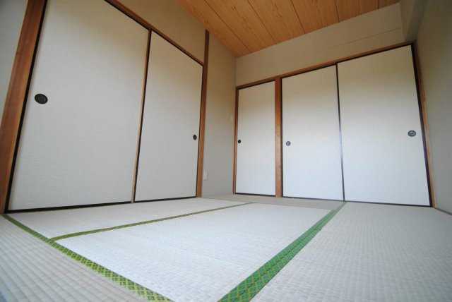 フェニックス久留米の和室|内装イメージ：同物件別室