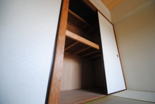 フェニックス久留米の収納|内装イメージ：同物件別室