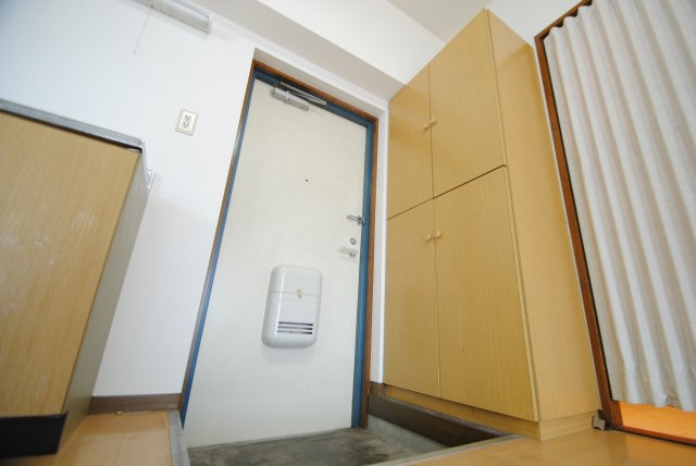 フェニックス久留米の玄関|内装イメージ：同物件別室