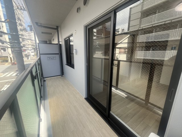 CRESTTAPP新大阪のバルコニー
