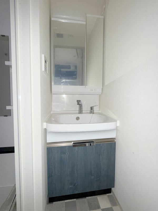 ファステート難波ヴィラント　仲介手数料無料の洗面所