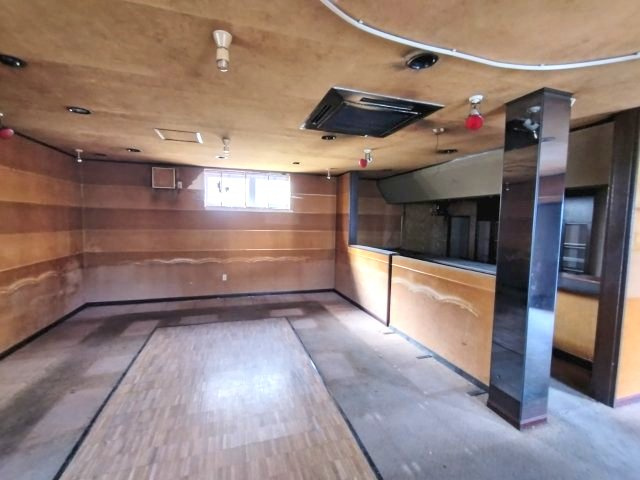 加藤様新富貸店舗の内装