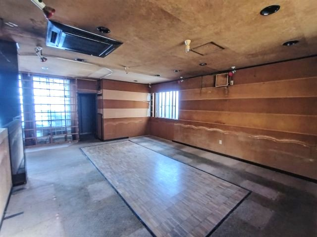 加藤様新富貸店舗の内装
