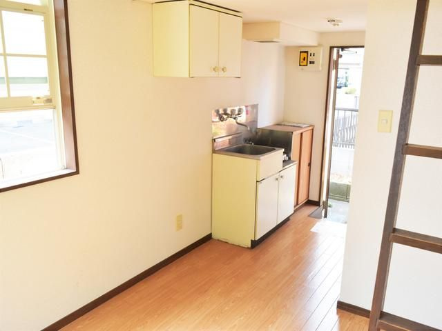 東やまと・Ｌの洋室