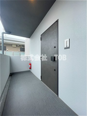 【その他】 | XEBEC八幡山-ジーベック八幡山- | 308号室　玄関ドア