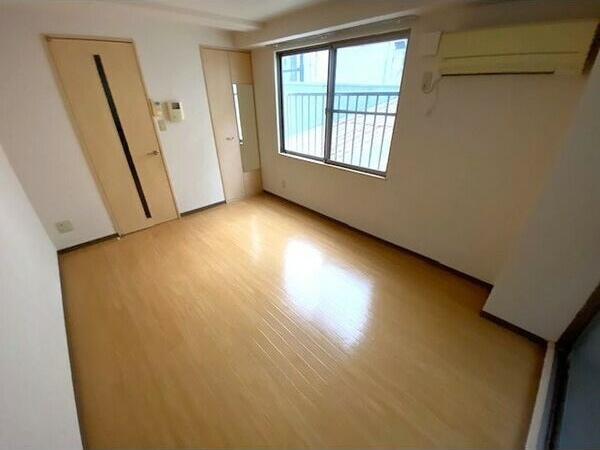 e池下の居間・リビング