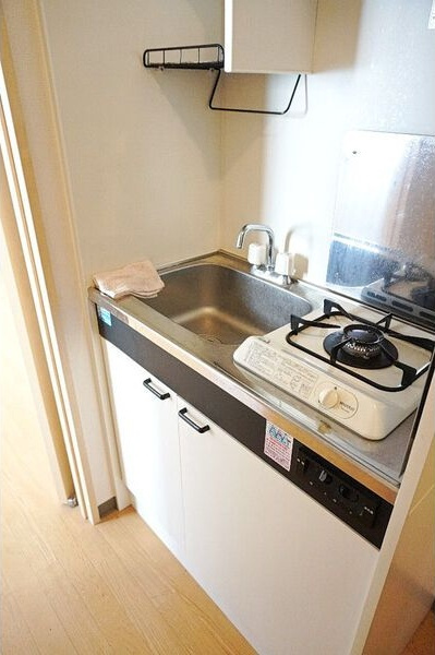 e池下のキッチン