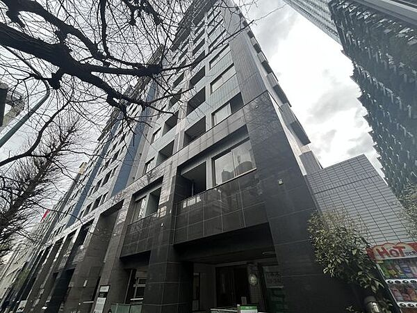 デュオスカーラ西麻布タワーＷＥＳＴの外観