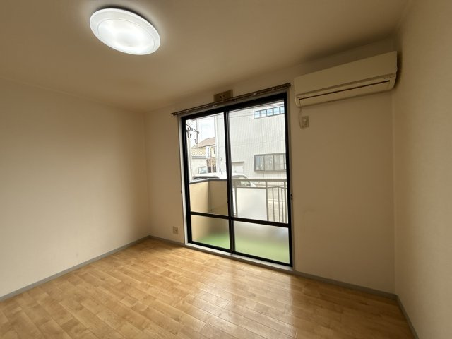 サンライフアイＤの居間・リビング