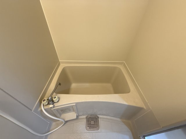 サンライフアイＤの浴室