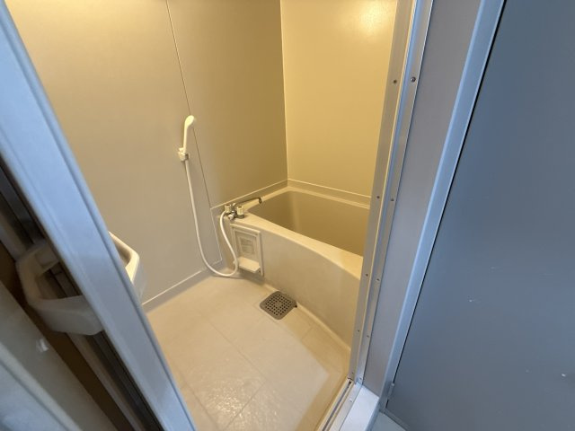 サンライフアイＤの浴室