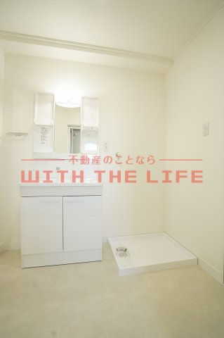 南薫ハイツ【キャッシュバック対象物件】の洗面所|同物件別部屋の写真です