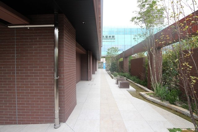 アルファフレシア久留米駅前【キャッシュバック対象物件】のエントランス|落ち着いたエントランスです