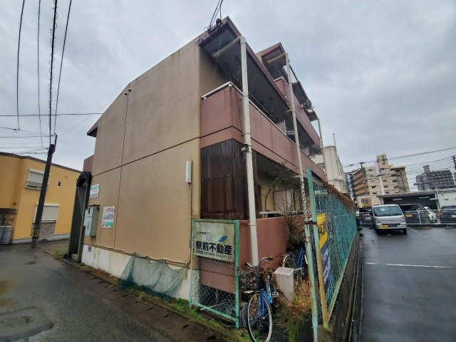 シティハイツ英【10,000円キャッシュバック対象物件】のエントランス|清潔なエントランスです