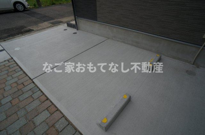 【駐車場】 | リブリ・BJウイング