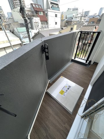 フェルザ福島のバルコニー