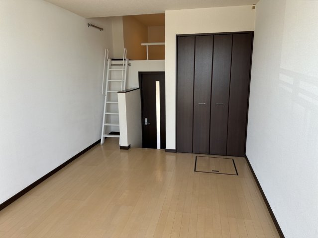 クレバネス町屋の居間・リビング