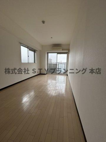 仲介手数料０円！WILL鶴舞の洋室