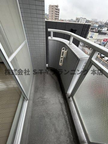 仲介手数料０円！WILL鶴舞のバルコニー