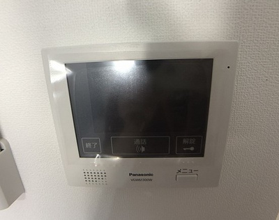 【セキュリティ】 | Luxe三国Ⅱ | モニター付きインターフォンです