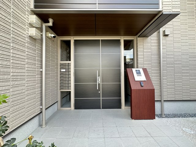 ベレオ北久保のエントランス