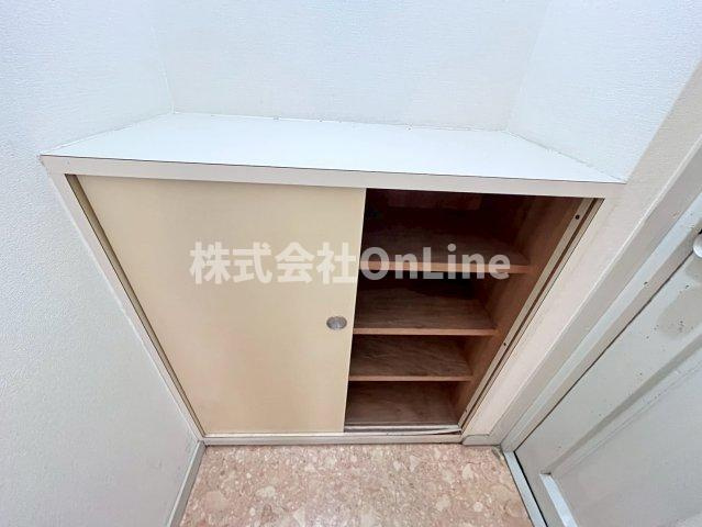 八尾市太子堂４丁目の賃貸マンションの収納