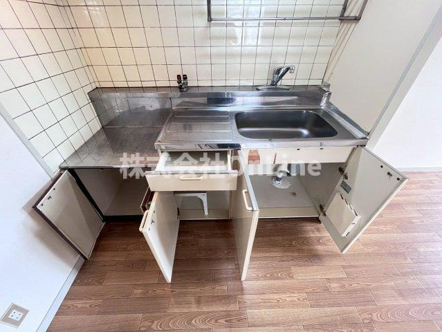 八尾市太子堂４丁目の賃貸マンションの内装