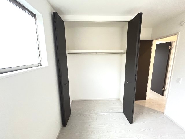 【収納】 | 福岡市城南区友丘6丁目3期　2号棟（全4棟）【仲介手数料無料・0円】 | 現地写真。