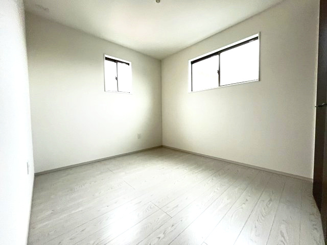 【子供部屋】 | 福岡市城南区友丘6丁目3期　2号棟（全4棟）【仲介手数料無料・0円】 | 現地写真。