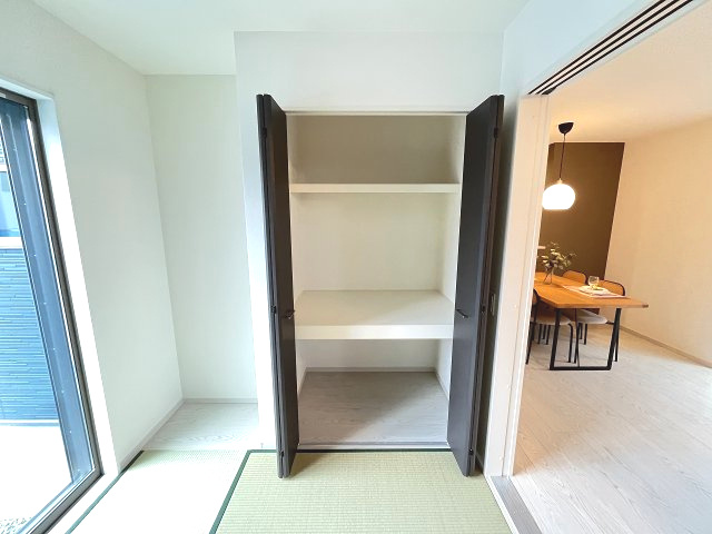 【収納】 | 福岡市城南区友丘6丁目3期　2号棟（全4棟）【仲介手数料無料・0円】 | 現地写真。