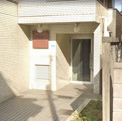 【エントランス】 | ジョイフル池袋要町 | ゆとりのあるエントランスです(^^)/