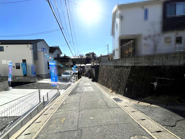 【その他】 | 福岡市城南区友丘6丁目3期　4号棟（全4棟）【仲介手数料無料・0円】 | 現地写真。前面道路です。