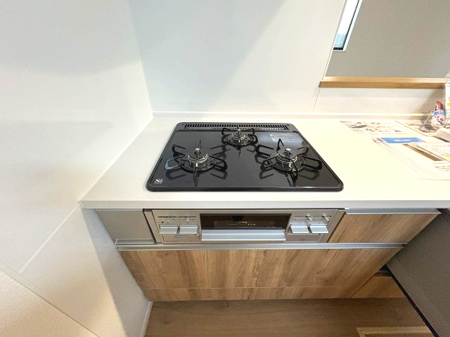 【キッチン】 | 福岡市城南区友丘6丁目3期　4号棟（全4棟）【仲介手数料無料・0円】 | 現地写真。