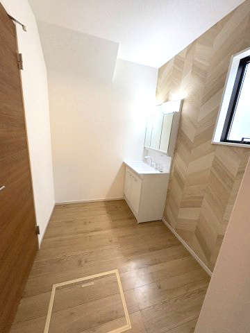 【洗面所】 | 福岡市城南区友丘6丁目3期　4号棟（全4棟）【仲介手数料無料・0円】 | 現地写真。